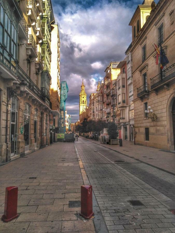 El rincon del pintorEnorme piso a 100mt Laurel Logroño Esterno foto