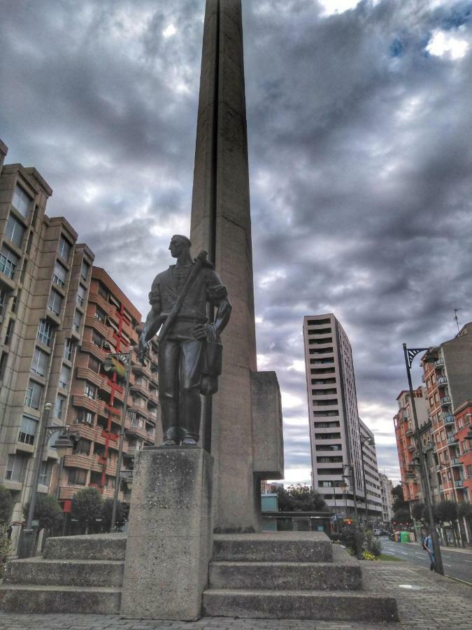 El rincon del pintorEnorme piso a 100mt Laurel Logroño Esterno foto